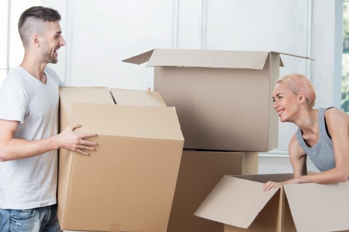 Support for flat, house, and business moves in Denmarkhill